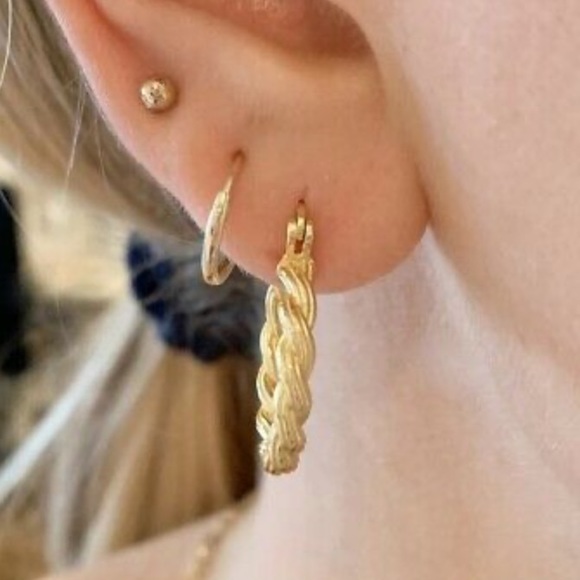 NEW 18K gold plated hoop earrings - Picture 6 of 6